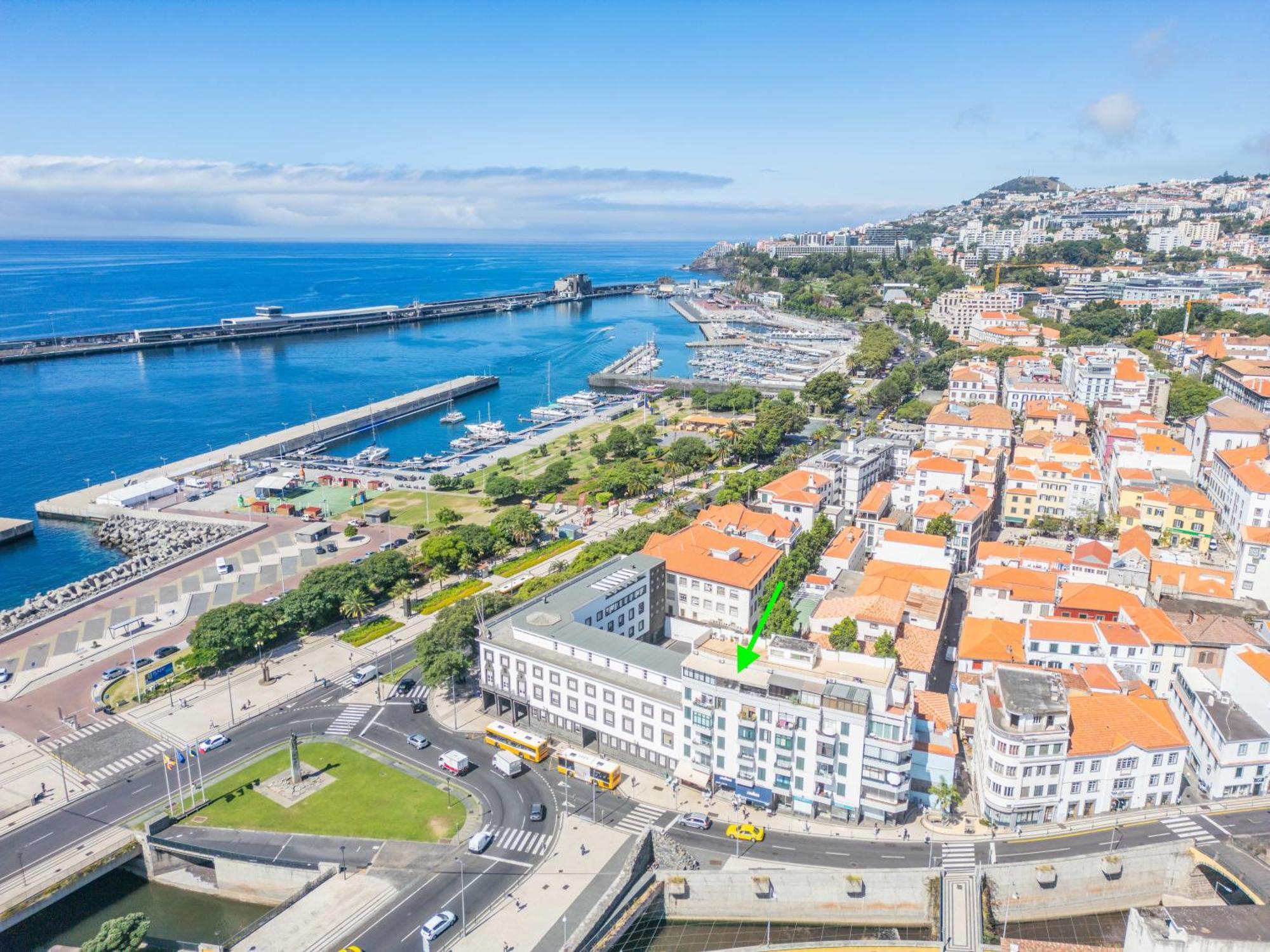 Super Central - Deep Blue Funchal  Bagian luar foto